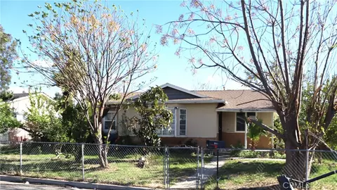 641 Kit Ave, Hemet, CA 92543