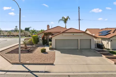 813 Pike Dr, Hemet, CA 92544