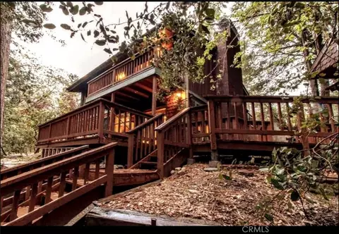 25370 Point Of Rocks Rd, Idyllwild, CA 92549