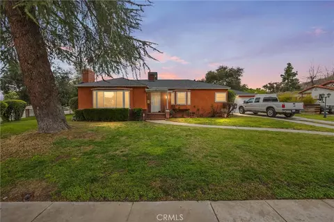 3036 Ladera Rd, San Bernardino, CA 92405