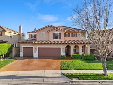 15635 Dobbs Peak Ln, Fontana, CA 92336