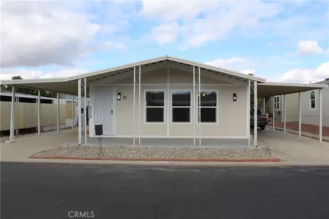 601 N Kirby St #17, Hemet, CA 92545
