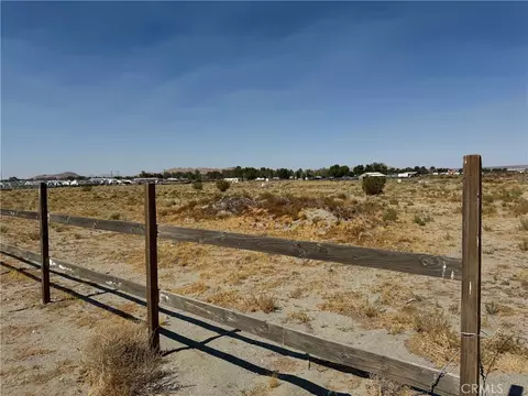2950 Auburn Ave, Adelanto, CA 92301