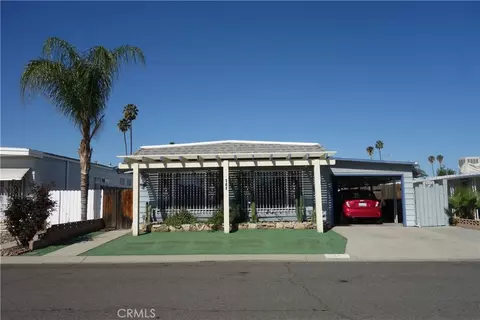 141 Santa Lucia Dr, Hemet, CA 92543