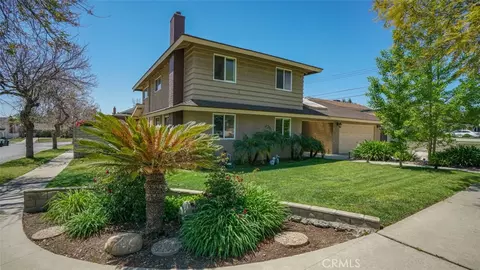 1090 Edgefield St, Upland, CA 91786