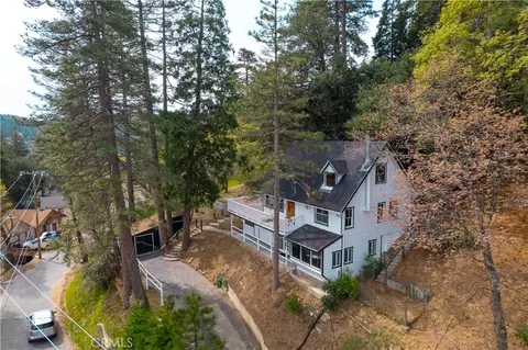 356 Wylerhorn Dr, Crestline, CA 92325