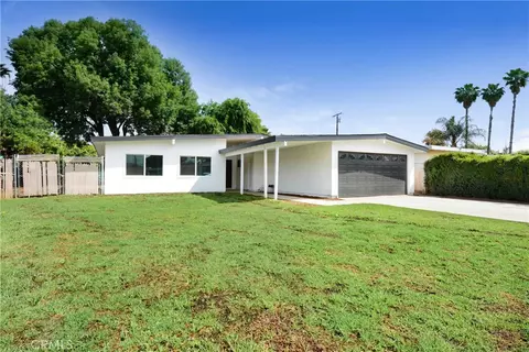 2073 Arthur Ave, Pomona, CA 91768