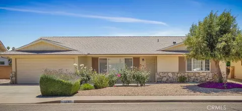1541 W Montrose Ave, Hemet, CA 92543