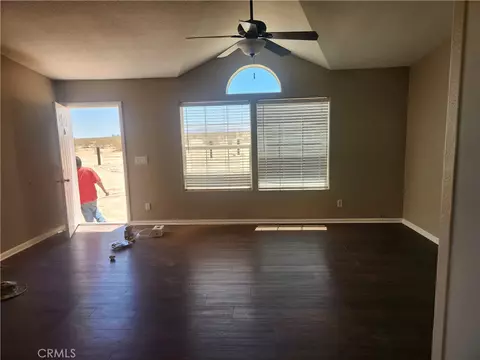 60824 Stagemans Rd, Landers, CA 92285 photo 3