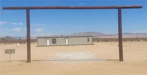 60784 Stagemans Rd, Landers, CA 92285