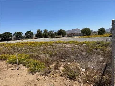 4611 Nevada Ave, Perris, CA 92571
