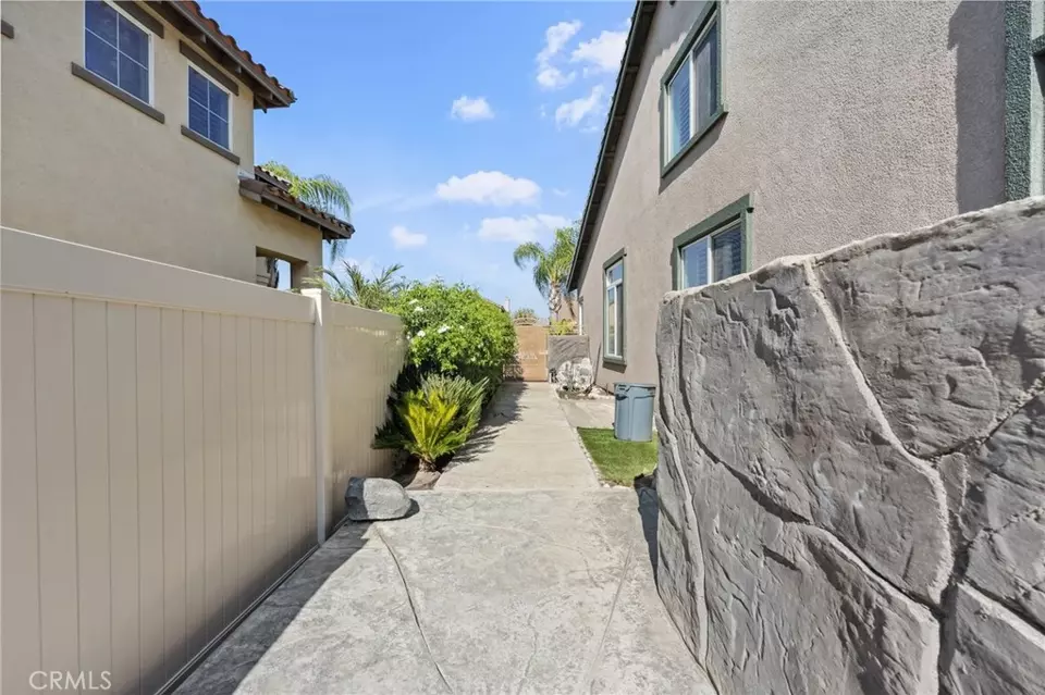 Exterior - 8347 Clover Creek Rd, Riverside, CA 92508 photo 7 of 9