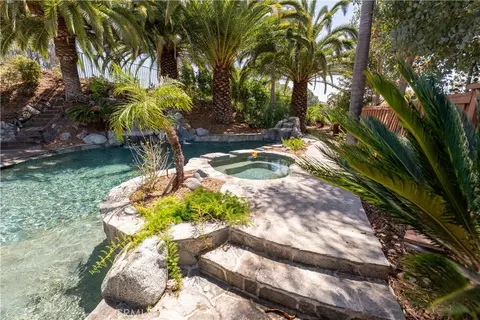 Exterior - 31465 Inverness Ct, Temecula, CA 92591 photo 12 of 18