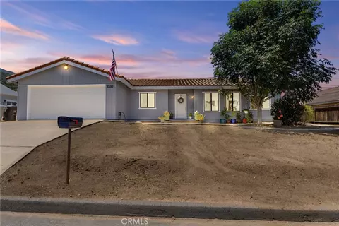 33193 Friar Tuck Way, Lake Elsinore, CA 92530
