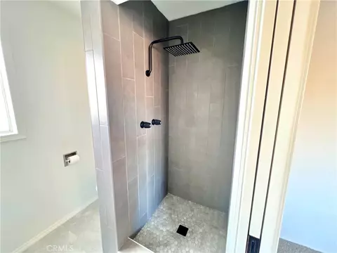 Bath - 56056 Cone Blvd, Landers, CA 92285 photo 2 of 5