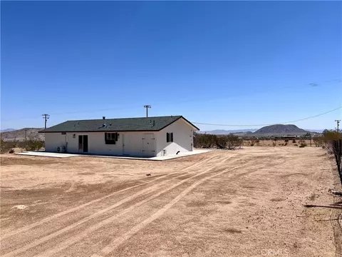 Exterior - 56056 Cone Blvd, Landers, CA 92285 photo 10 of 14