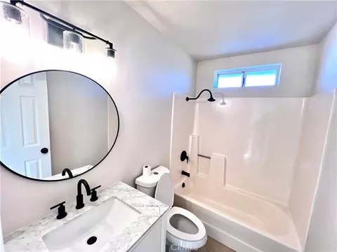 Bath - 56056 Cone Blvd, Landers, CA 92285 photo 5 of 5