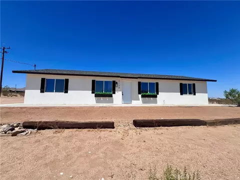 Exterior - 56056 Cone Blvd, Landers, CA 92285 photo 7 of 14