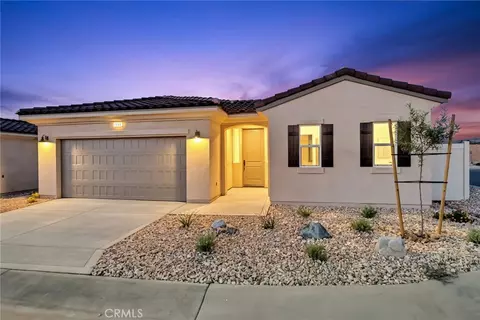 7444 Desert Sky Dr, Yucca Valley, CA 92284
