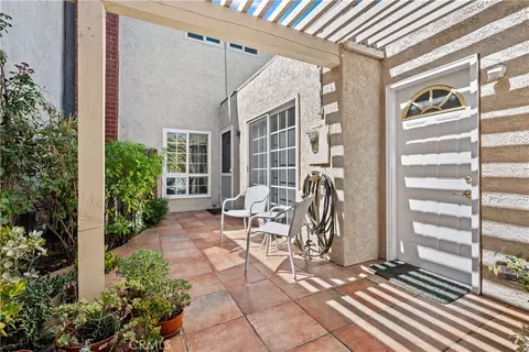 823 Daffodil, Riverside, CA 92507