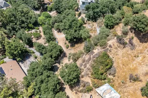 3577 Shaw Ranch Rd, Pasadena, CA 91107 photo 11