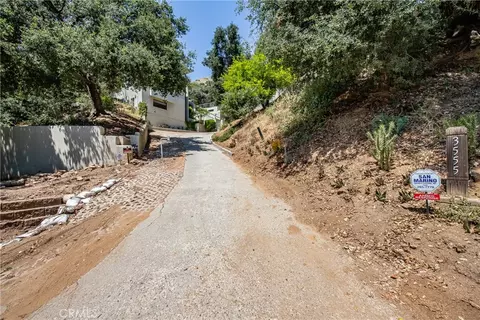 3577 Shaw Ranch Rd, Pasadena, CA 91107 photo 8