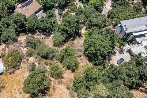 3577 Shaw Ranch Rd, Pasadena, CA 91107 photo 13