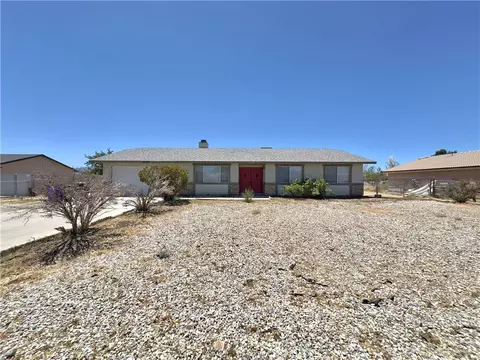 22241 Cholena Rd, Apple Valley, CA 92307