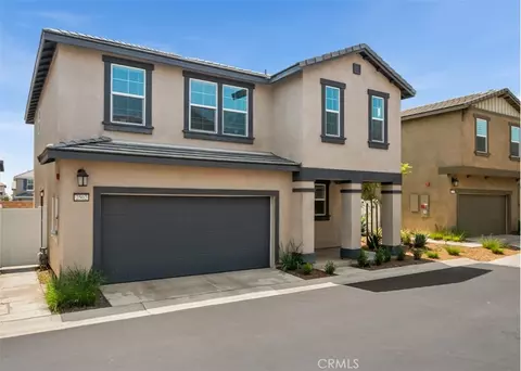 2502 Gunner Ridge Way, Rialto, CA 92377