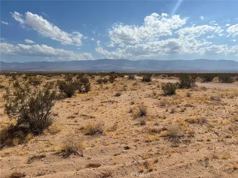 0 Saxon Rd, Lucerne Valley, CA 92356 photo 3