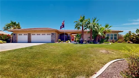 12443 Bannock Dr, Apple Valley, CA 92308