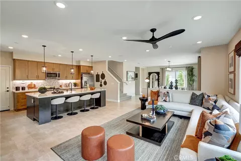 17163 Kent St, Hesperia, CA 92345