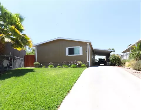 913 S Grand Ave #30, San Jacinto, CA 92582