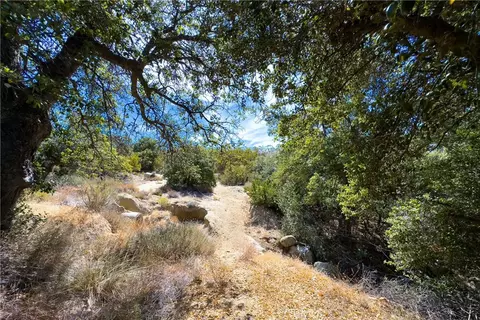 1 Old Stone Hill Rd, Warner Springs, CA 92086