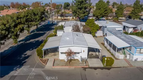 725 W Thornton Ave W #25, Hemet, CA 92543