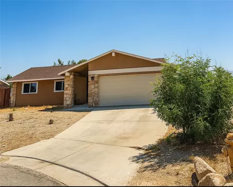 10401 Buckboard Cir, Adelanto, CA 92301