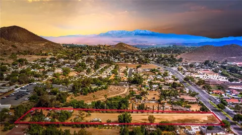 5778 La Sierra Ave, Riverside, CA 92505