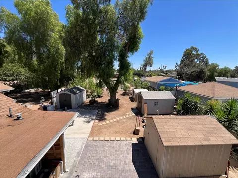 Exterior - 6952 Coolidge Ave, Riverside, CA 92506 photo 5 of 9