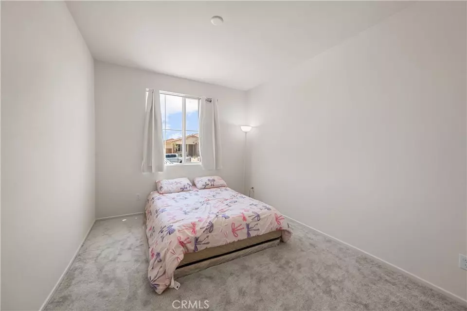 Bedroom - 11762 Far Hills Ln, Victorville, CA 92392 photo 1 of 4