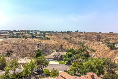 View/Area - 6966 Ranch View Rd, Riverside, CA 92506 photo 1 of 7