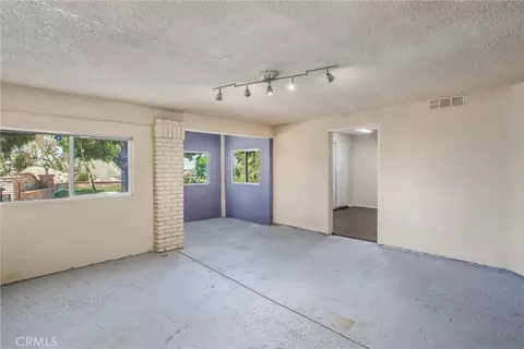 Living - 6966 Ranch View Rd, Riverside, CA 92506 photo 13 of 17