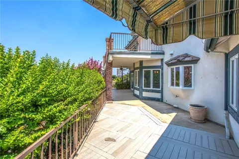 Exterior - 6966 Ranch View Rd, Riverside, CA 92506 photo 5 of 15