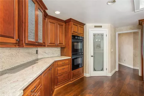 Kitchen - 6966 Ranch View Rd, Riverside, CA 92506 photo 5 of 6