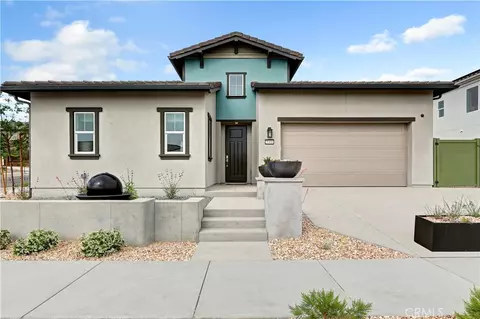 17175 Kent St, Hesperia, CA 92345
