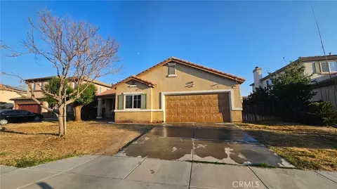 2182 Larkspur Ct, San Jacinto, CA 92582