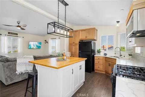 17253 Akley St, Lake Elsinore, CA 92530