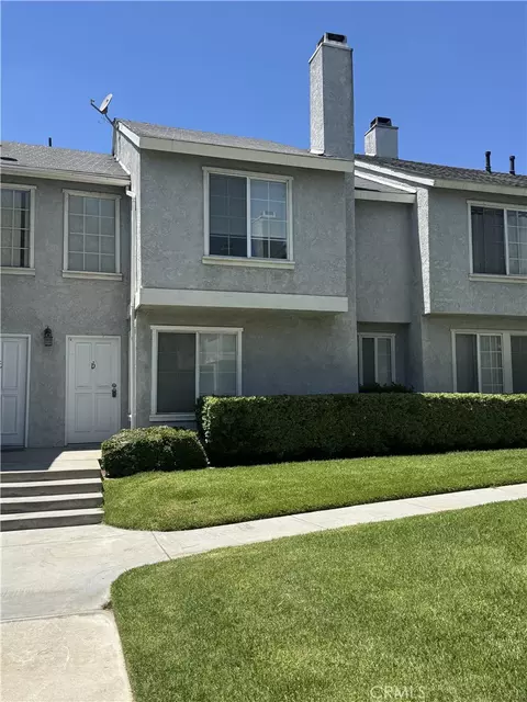 178 W Walnut Ave #D, Rialto, CA 92376