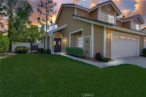 5838 Fairlane Dr, Riverside, CA 92506