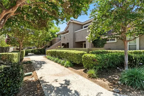 200 E Alessandro Blvd #36, Riverside, CA 92508