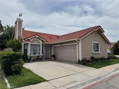 1853 Raintree Pl, San Bernardino, CA 92408